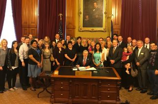 Gov. Branstad signs 20-week abortion ban